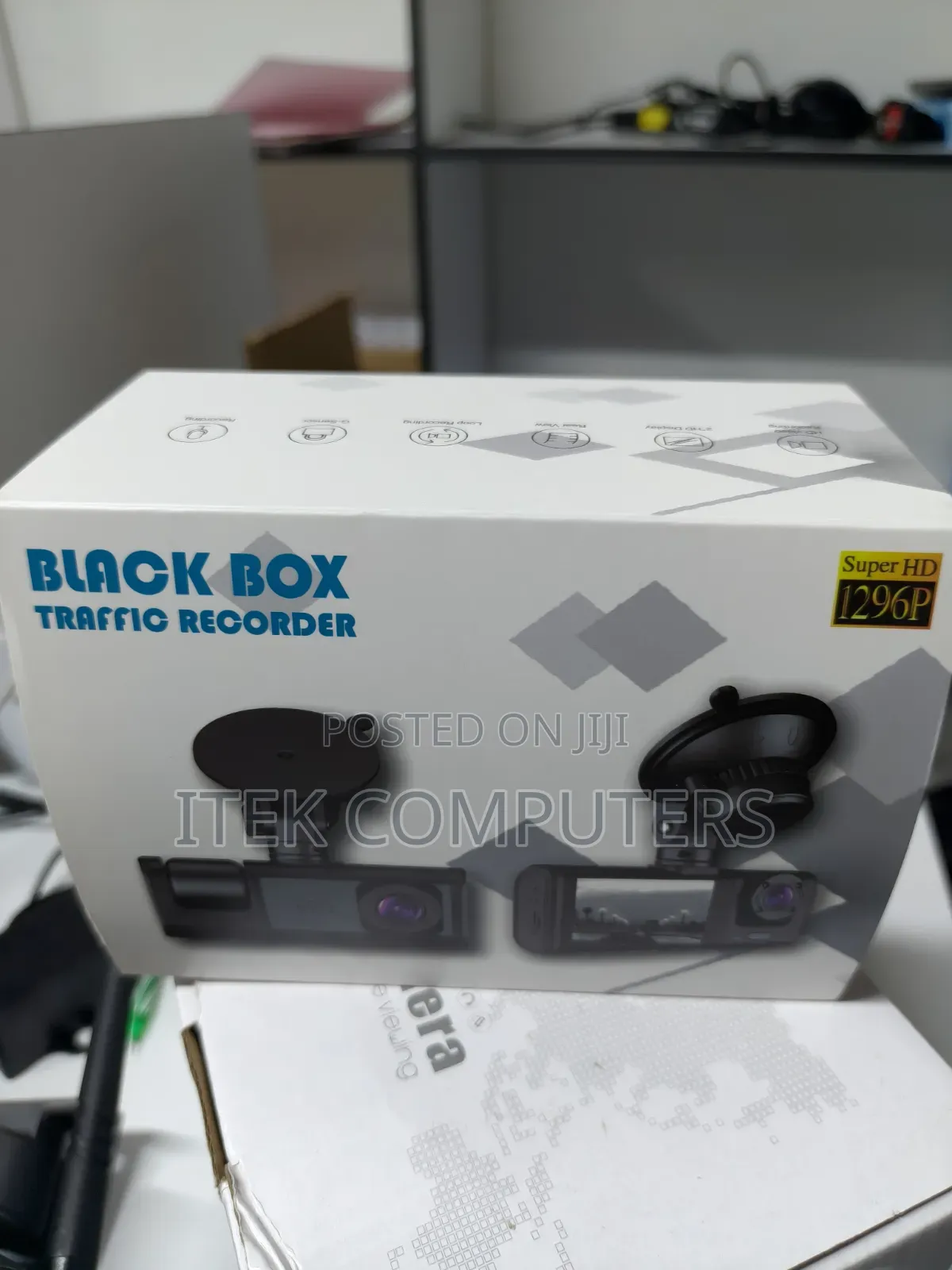 Black Box Traffic Recorder for Reliable Vehicle Monitoring