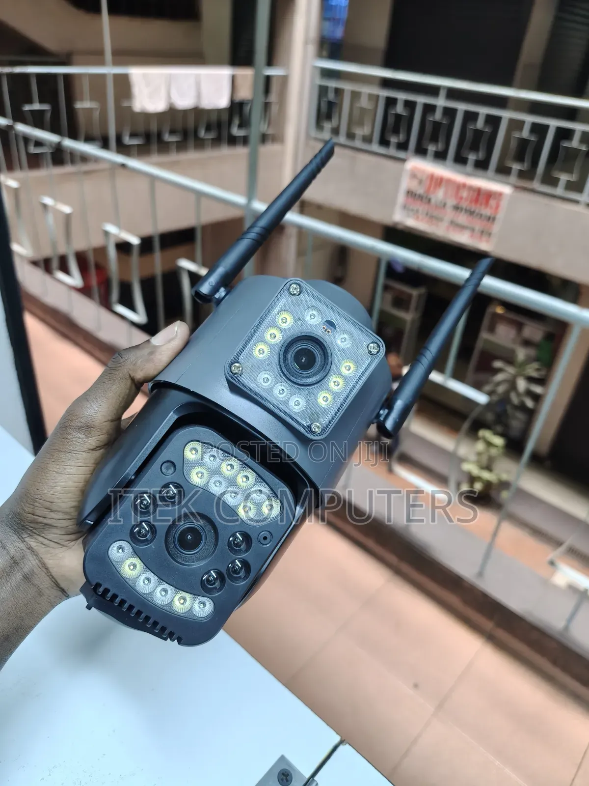 Dual Lens Electric 4G CCTV for Smart Home Security