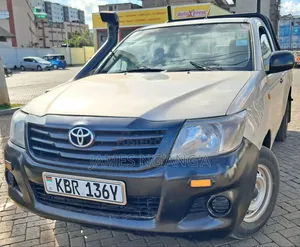 Toyota Hilux 2010 Gray
