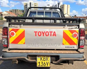 Toyota Hilux 2010 Gray