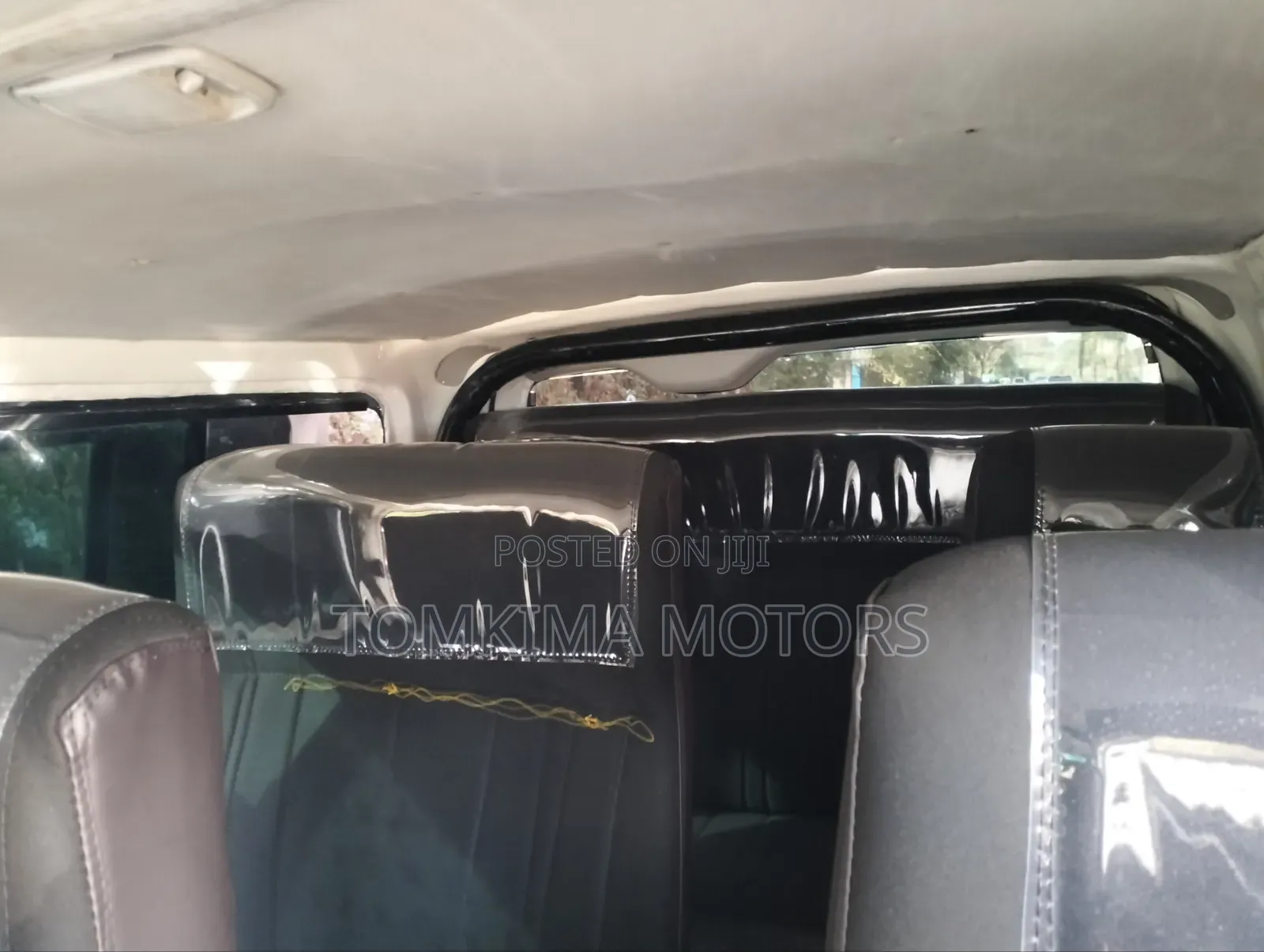 Toyota HiAce 2011 White