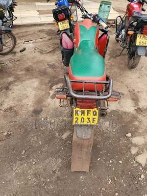 Honda CB 2020 Red