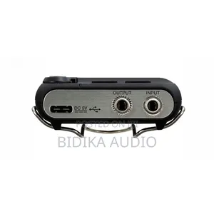 Zoom F2 Small-Sized Field Recorder With Lavalier Microphone
