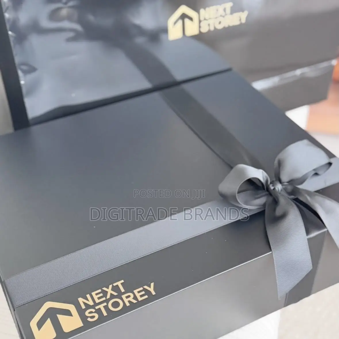 Custom Gift Boxes