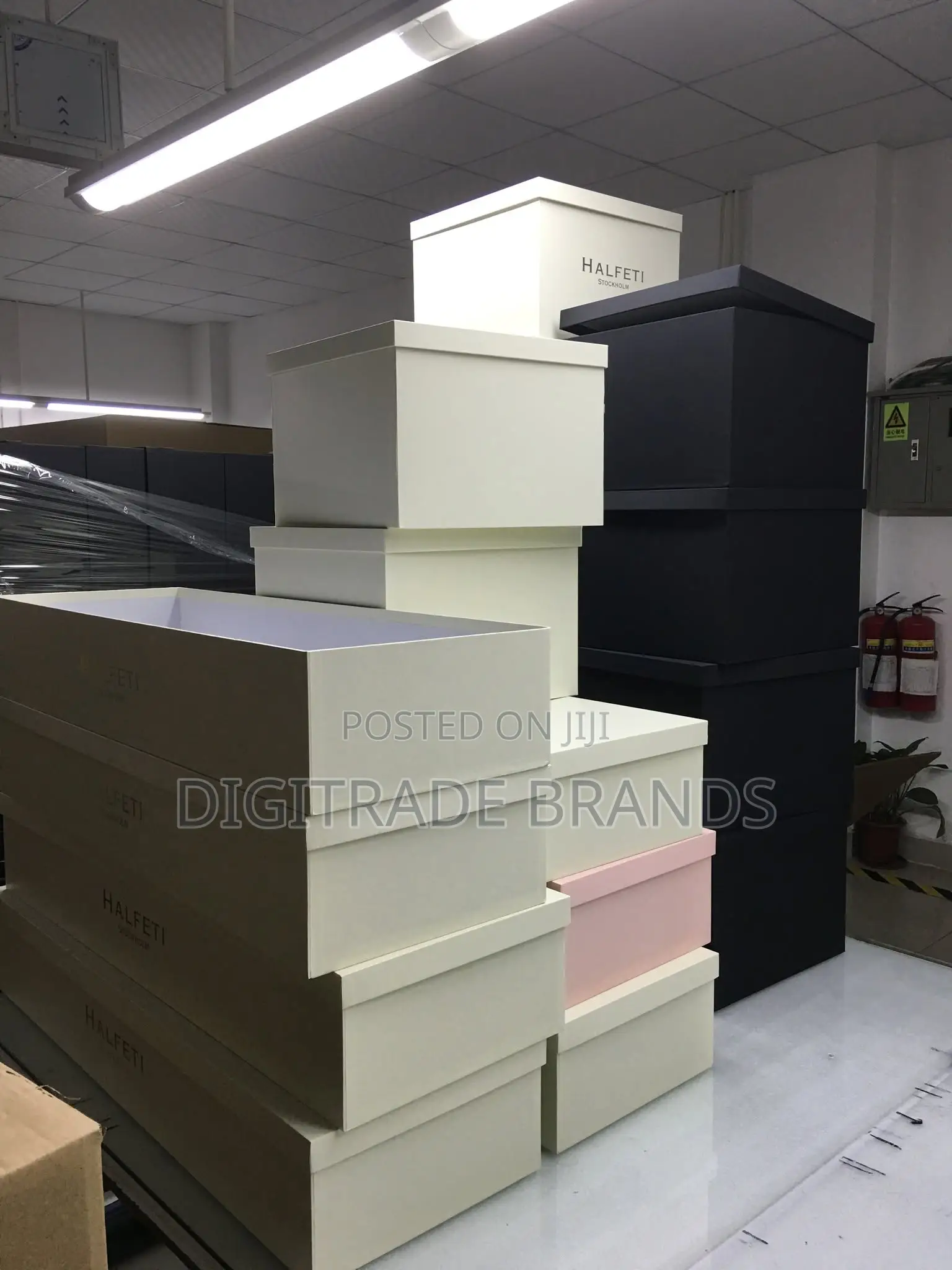 Custom Gift Boxes