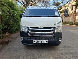 Toyota HiAce 2012 White