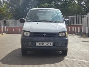 Toyota TownAce 2006 White