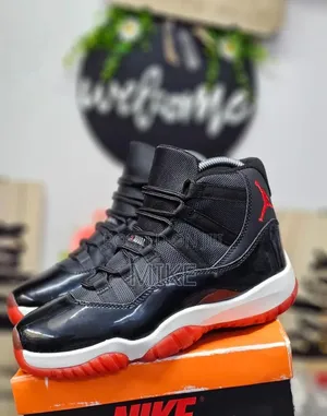 Air Jordan 11 Sneakers 