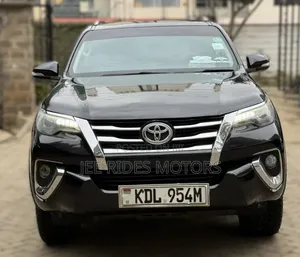Toyota Fortuner 2016 Matt Black