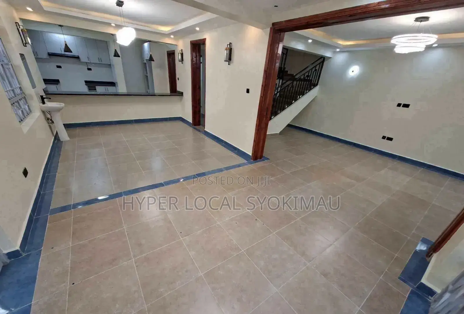 4bdrm Maisonette in Gateway Mall Area for rent