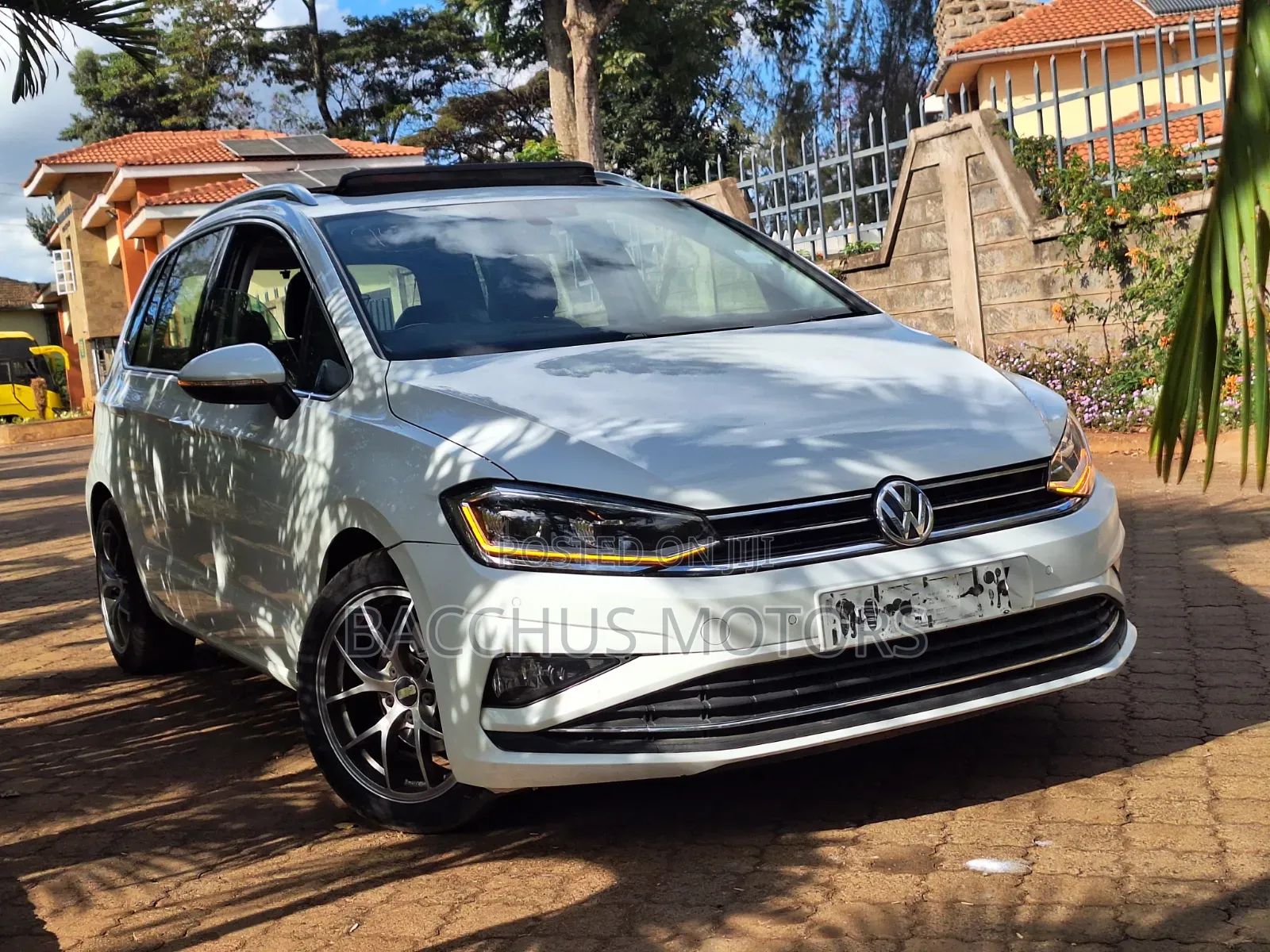 Volkswagen Golf 1.4T S FWD 2019 White