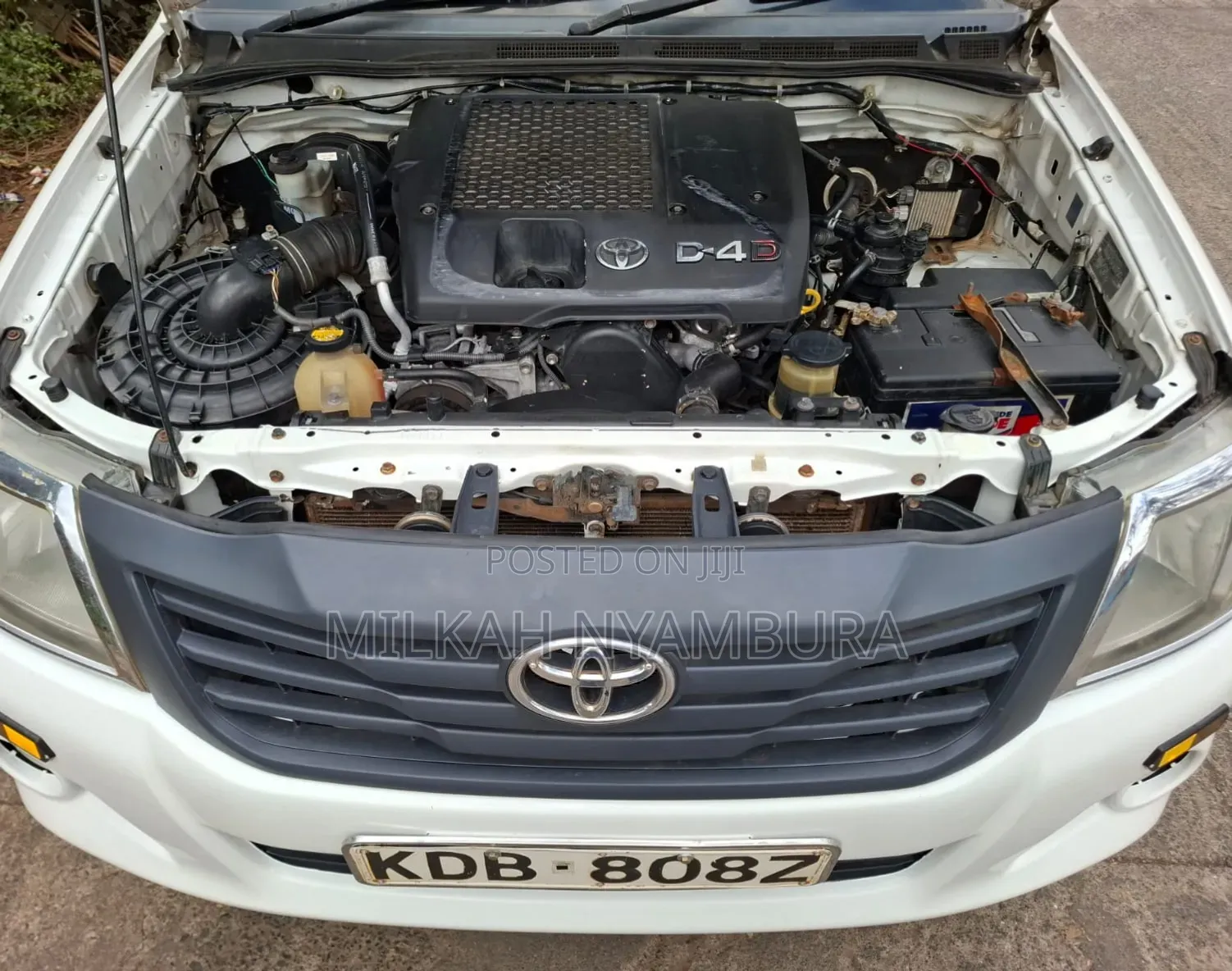 Toyota Hilux 2014 White