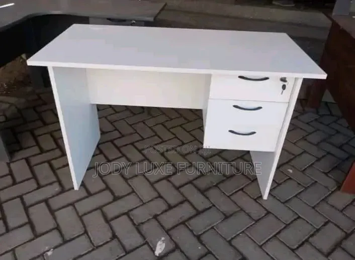 Office Desk -Computer Comfort