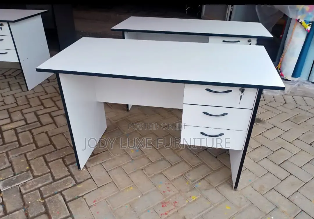 Office Desk -Computer Comfort