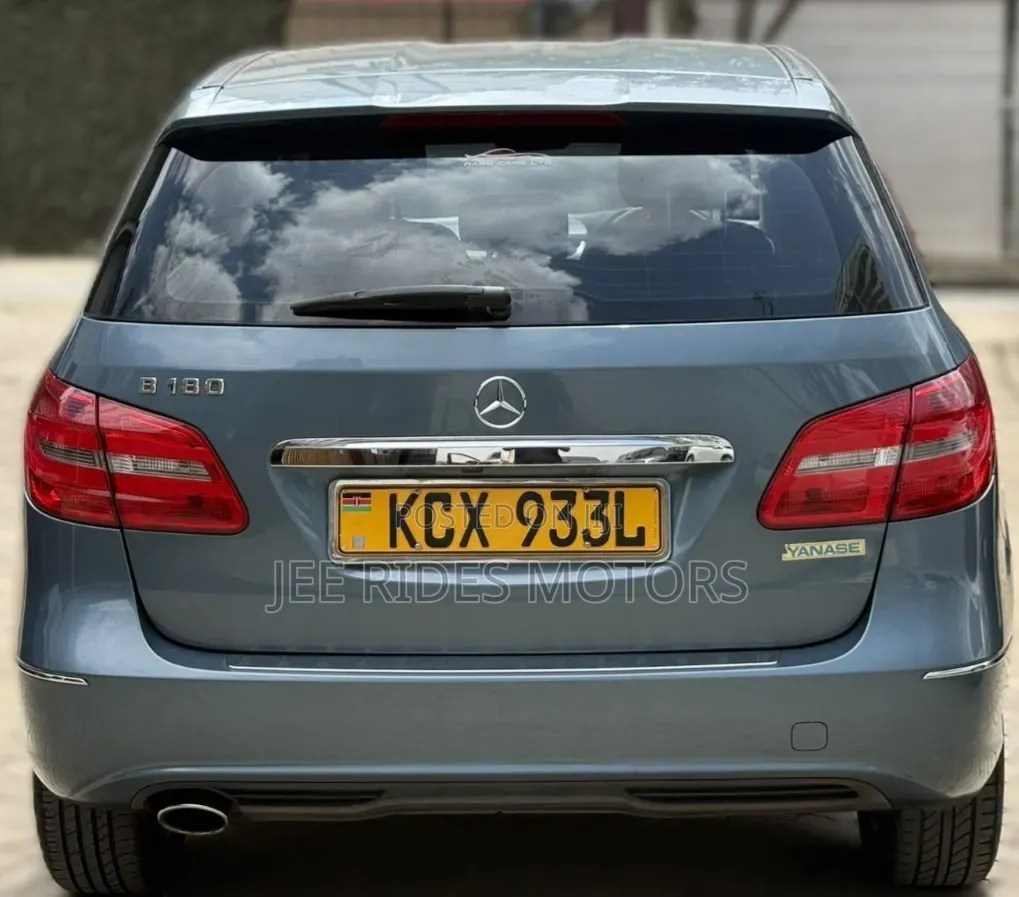 Mercedes-Benz B-Class 2012 Blue