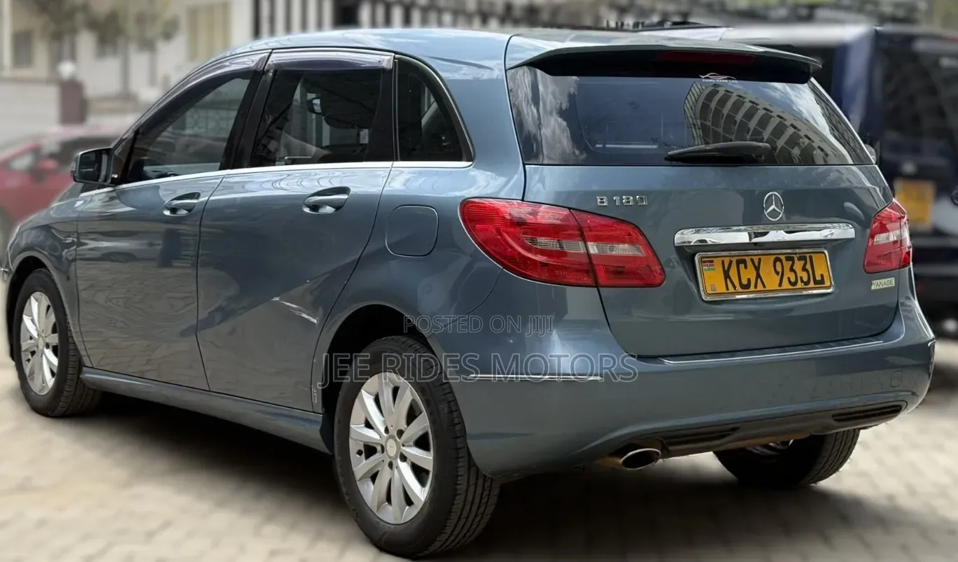Mercedes-Benz B-Class 2012 Blue