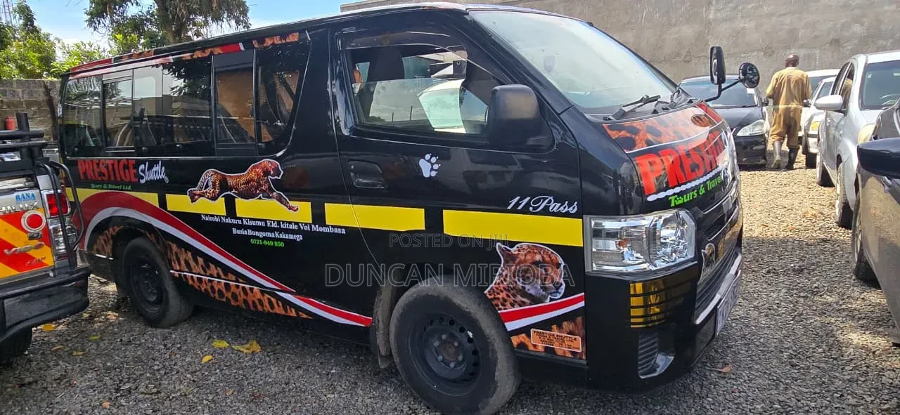 Toyota HiAce 2018 Black