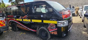 Toyota HiAce 2018 Black