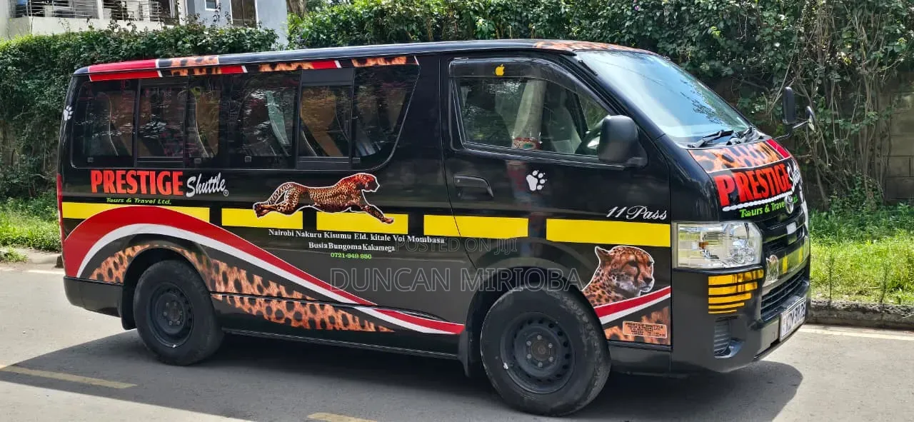 Toyota HiAce 2018 Black