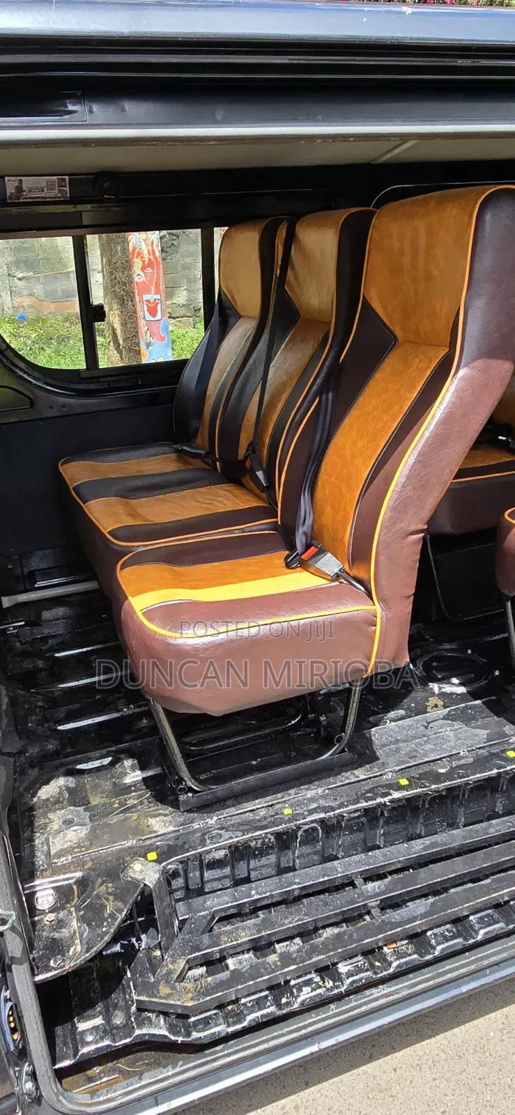 Toyota HiAce 2018 Black