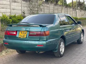 Toyota Premio 2001 Green