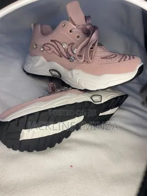 Arya Girls Brand New High Quality Sneakers