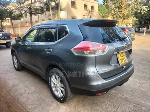 Nissan X-Trail 2015 Gray