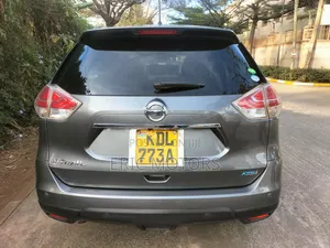 Nissan X-Trail 2015 Gray
