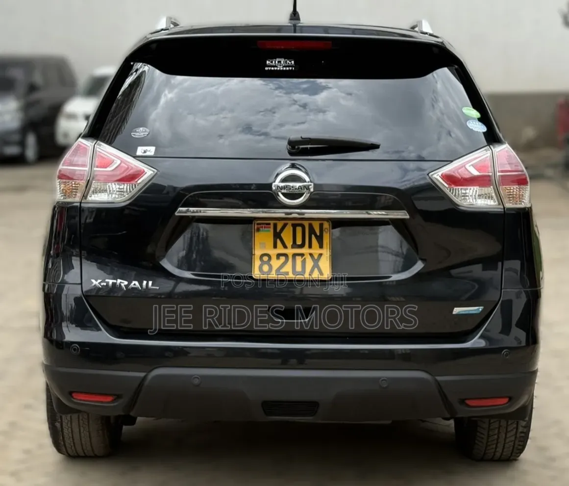 Nissan X-Trail 2016 Matt Black