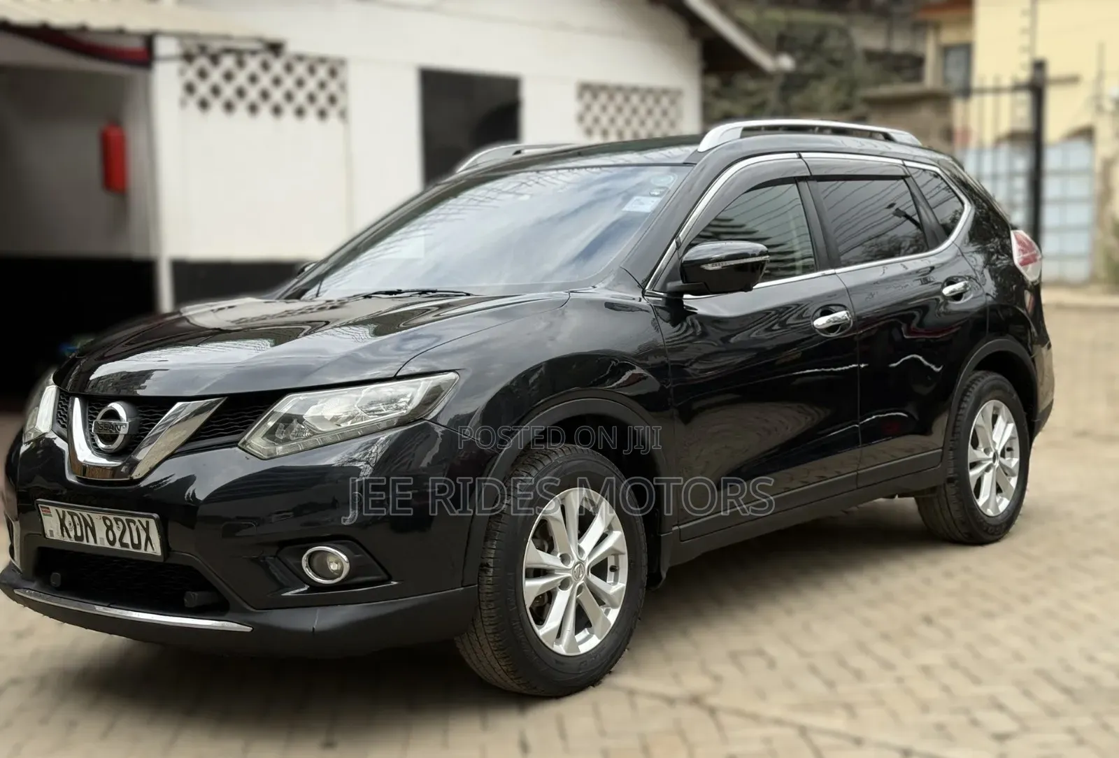 Nissan X-Trail 2016 Matt Black