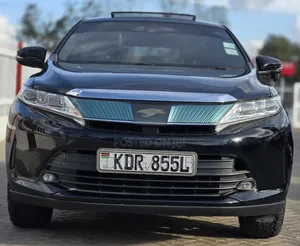 Toyota Harrier 2.0 2018 Matt Black