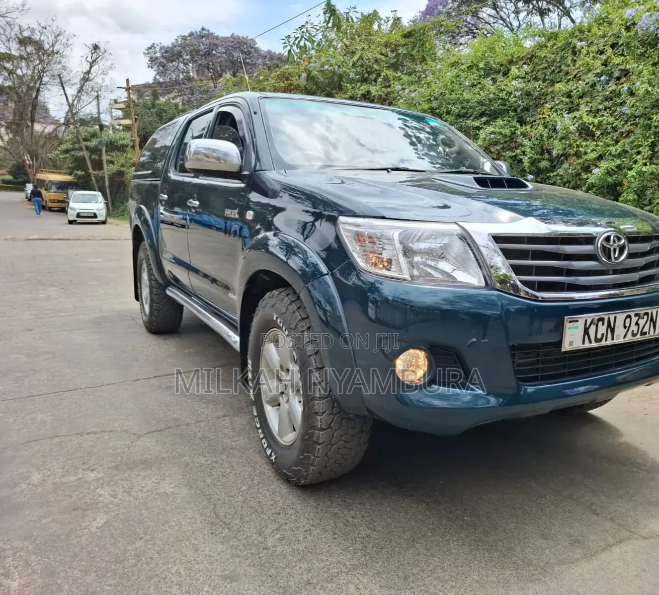 Toyota Hilux 2011 Green
