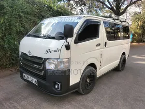 Toyota HiAce 2011 White