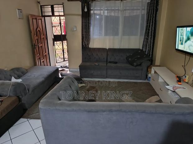 10 Seater Sofa - thumbnail 4