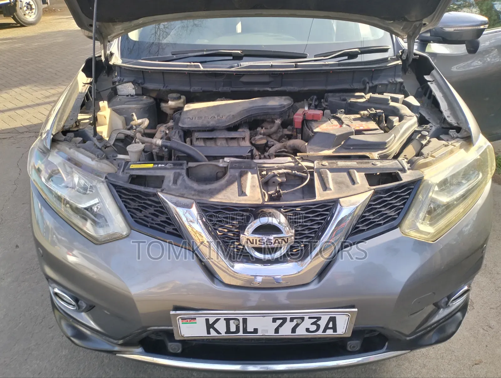 Nissan X-Trail 2016 Gray