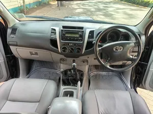 Toyota Hilux 2010