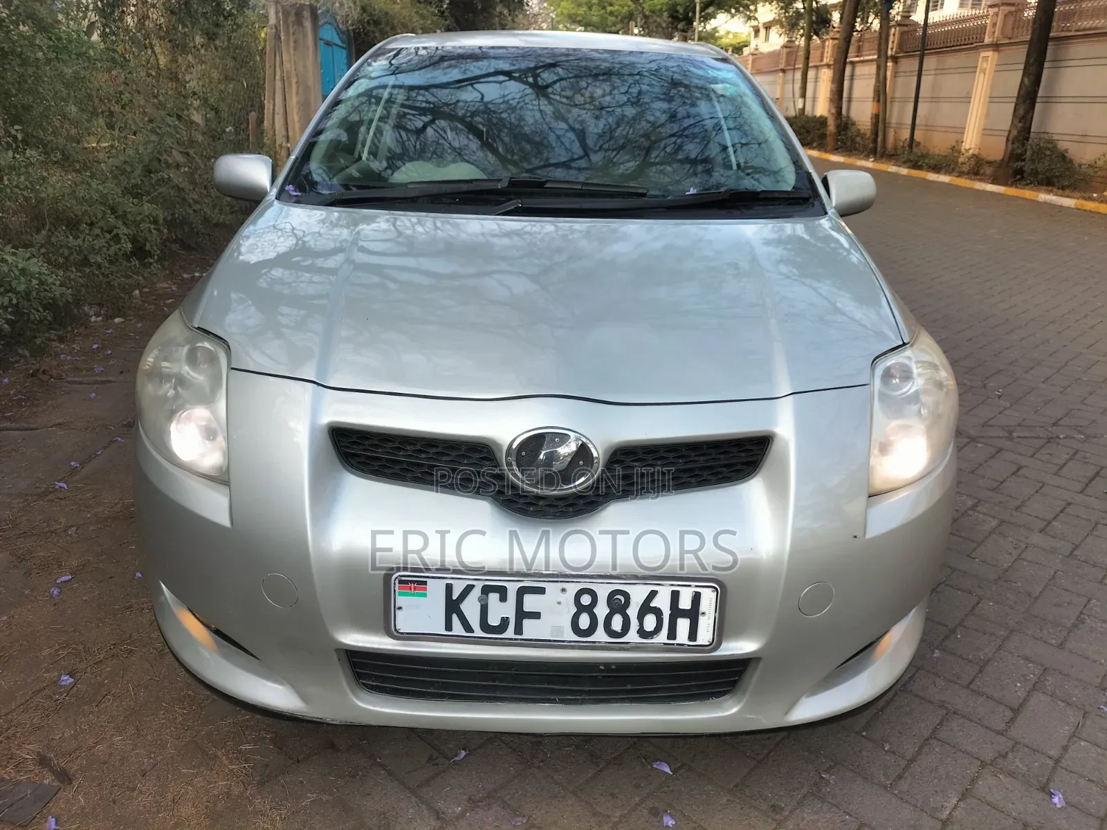 Toyota Auris 2009 Silver
