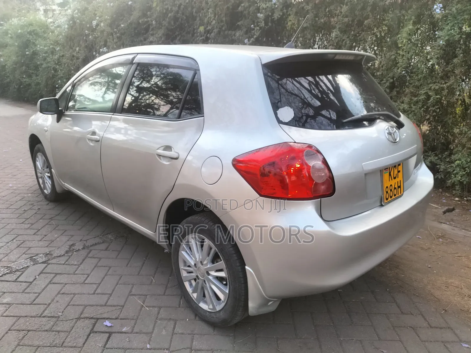 Toyota Auris 2009 Silver