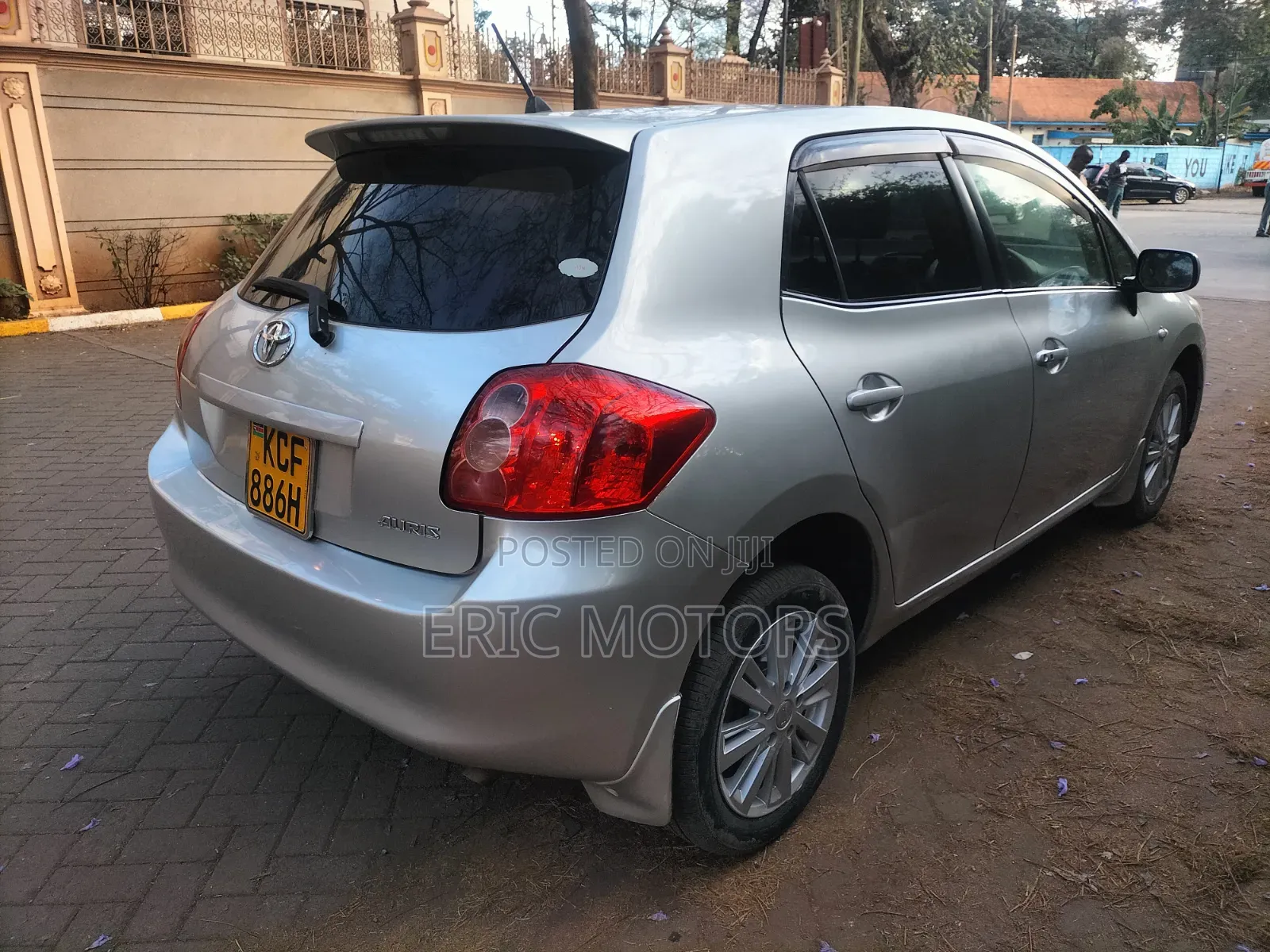 Toyota Auris 2009 Silver