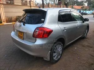 Toyota Auris 2009 Silver