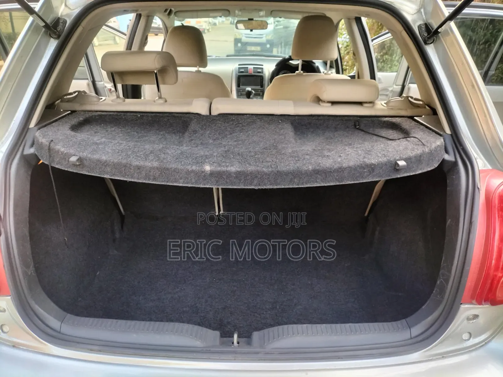 Toyota Auris 2009 Silver