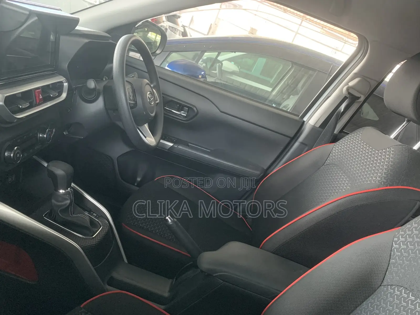 Daihatsu Rocky 2020 Silver