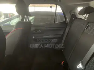 Daihatsu Rocky 2020 Silver