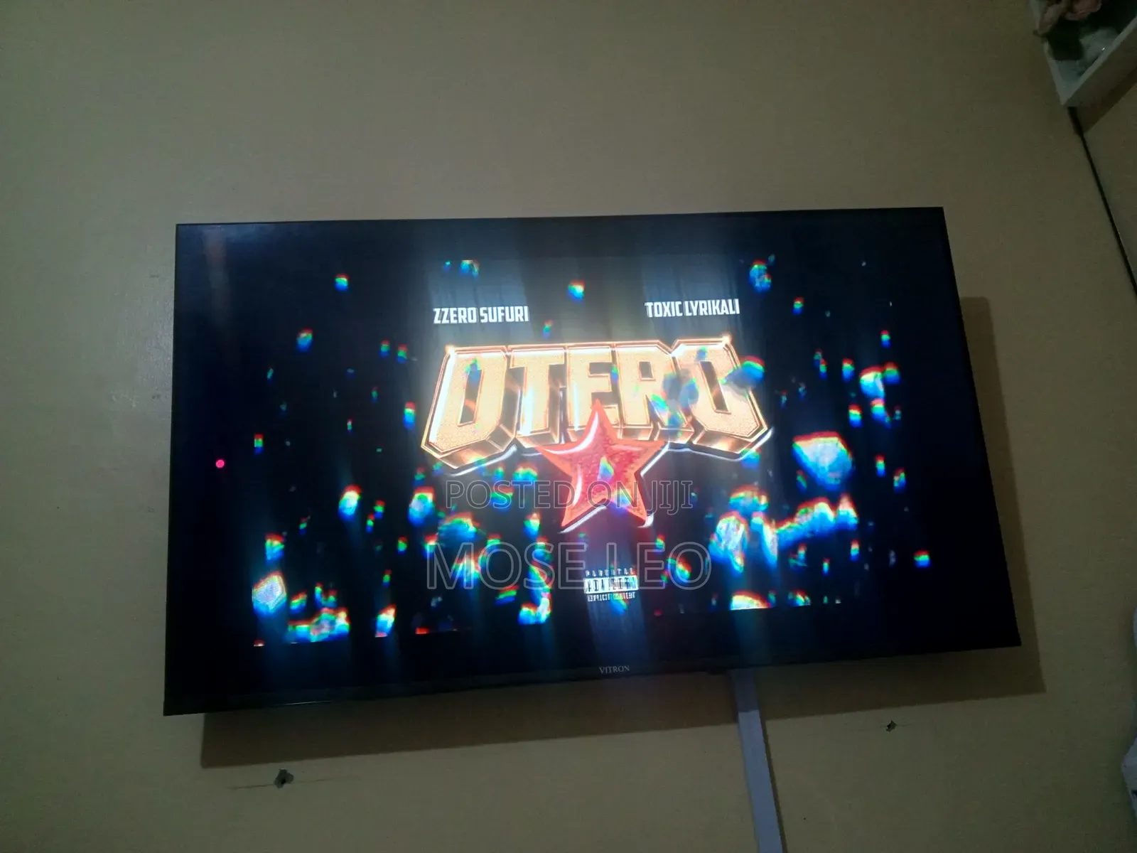 Vitron 43 Inch QLED
