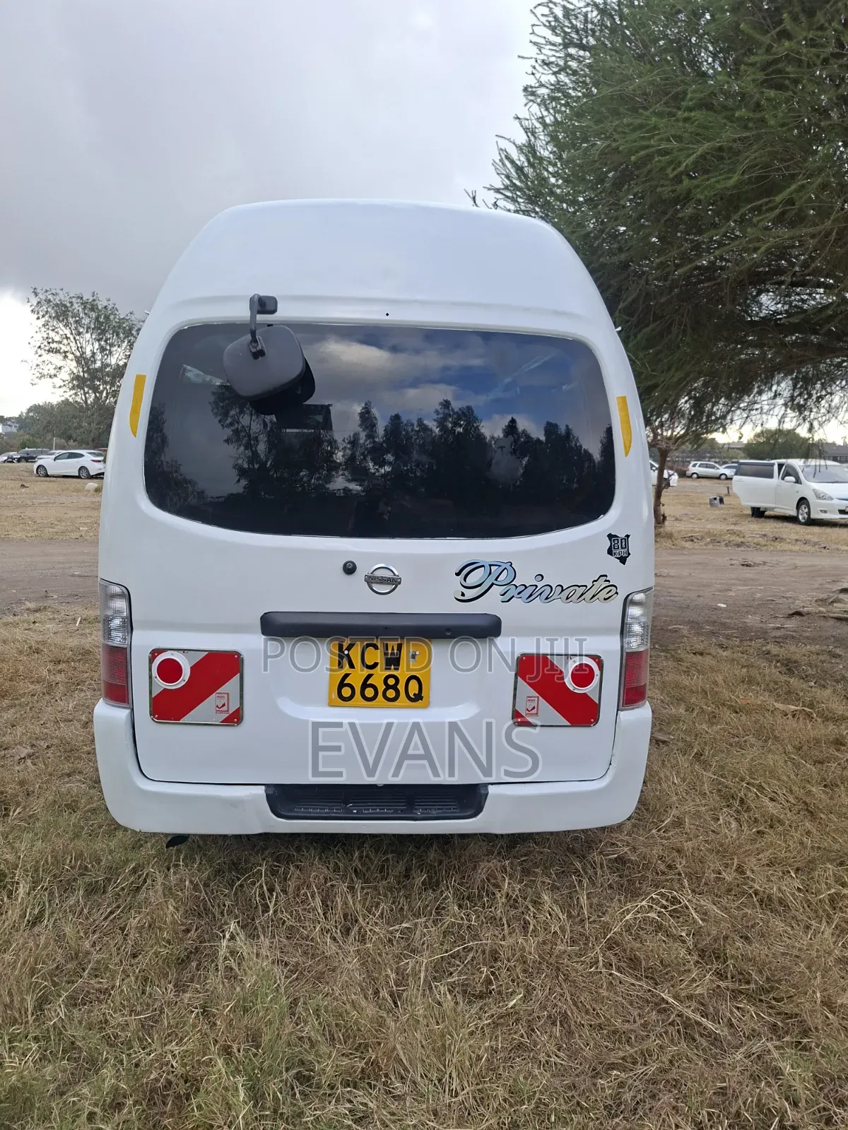 Nissan Caravan (Urvan) 2012 White