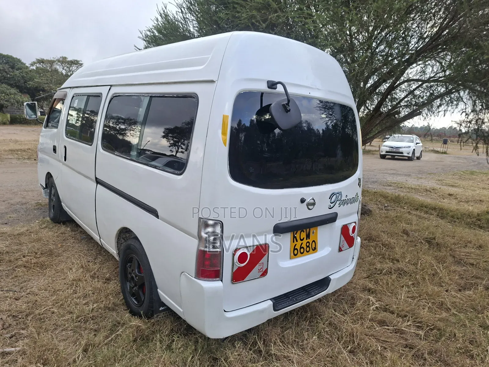 Nissan Caravan (Urvan) 2012 White