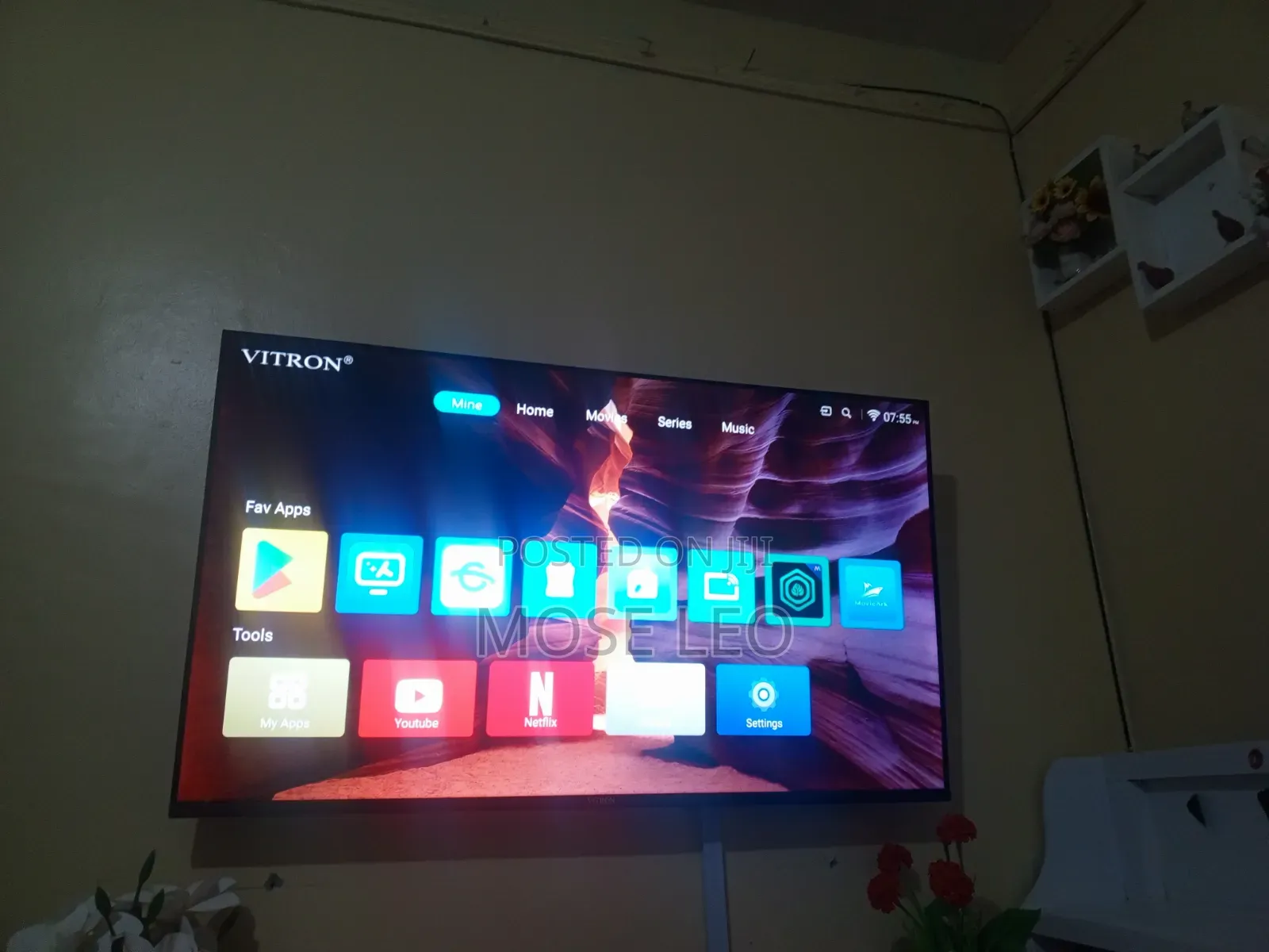 Vitron 43 Inch QLED