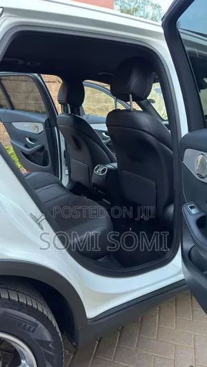 Mercedes-Benz GLC-Class 2019 White