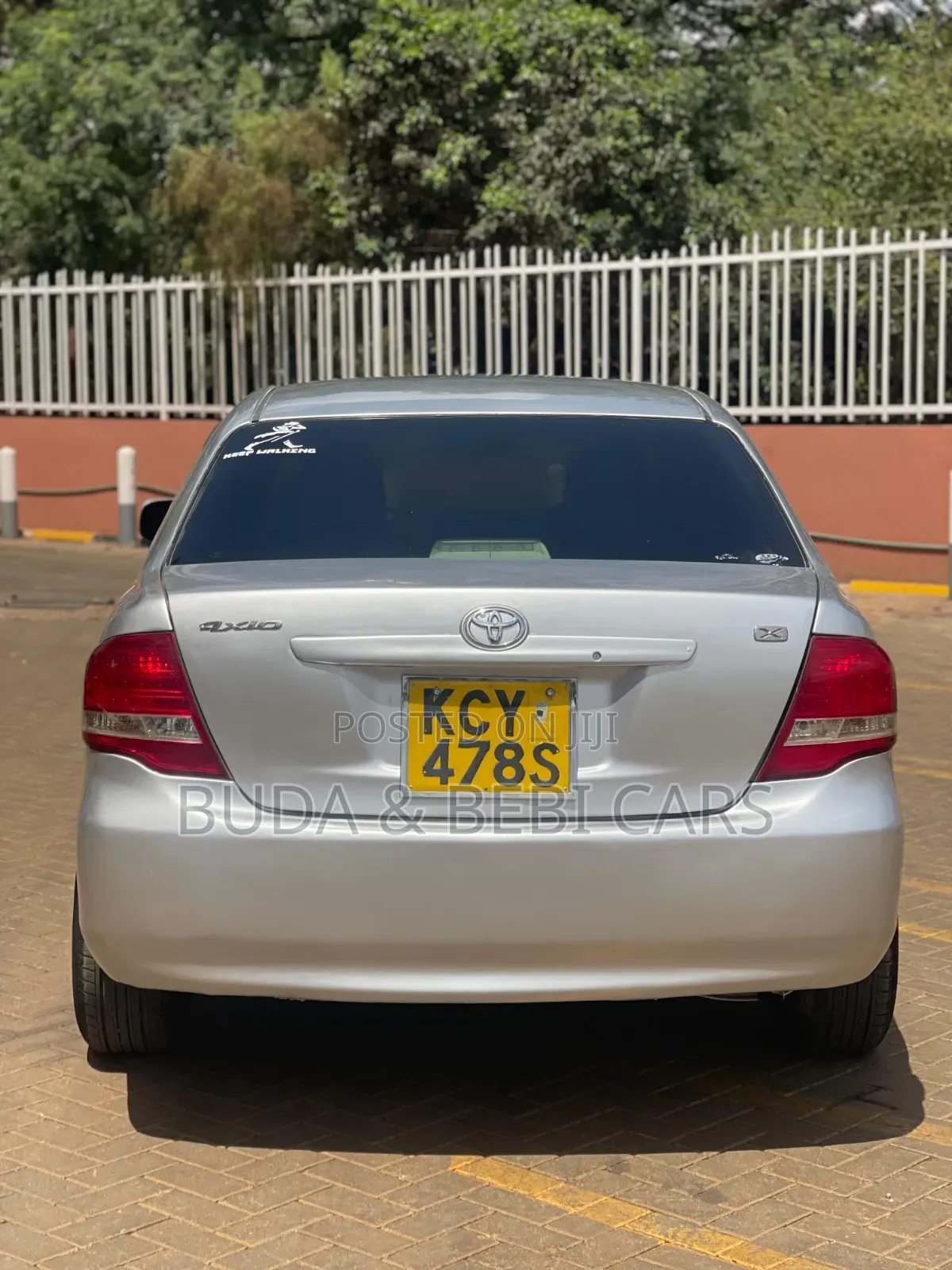 Toyota Axio 1.5 G 2WD 2013 Silver