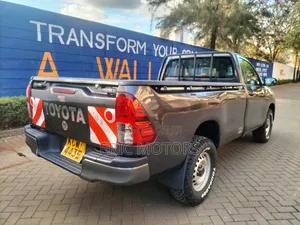 Toyota Hilux 2019 Black